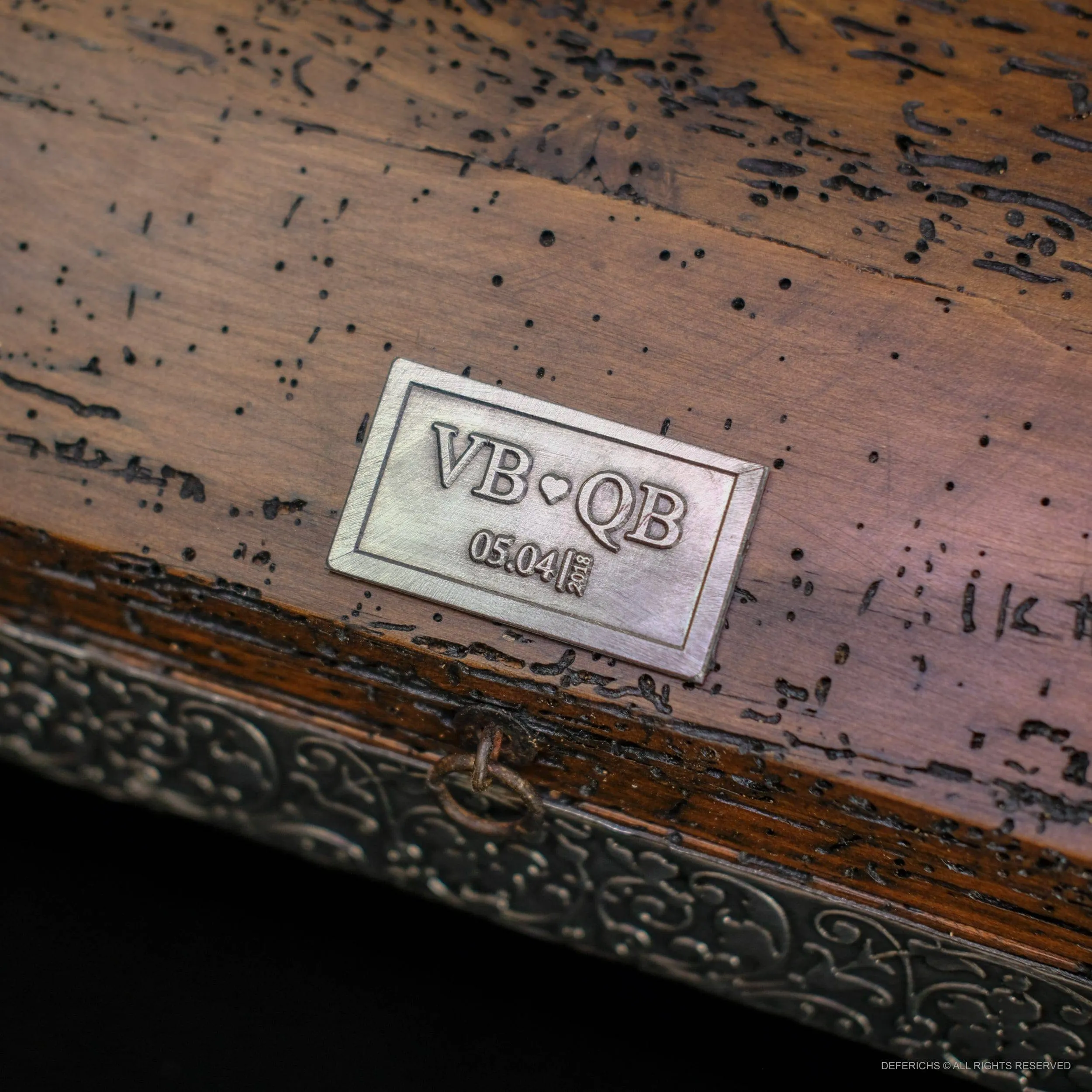 Curved Jewelry Box
