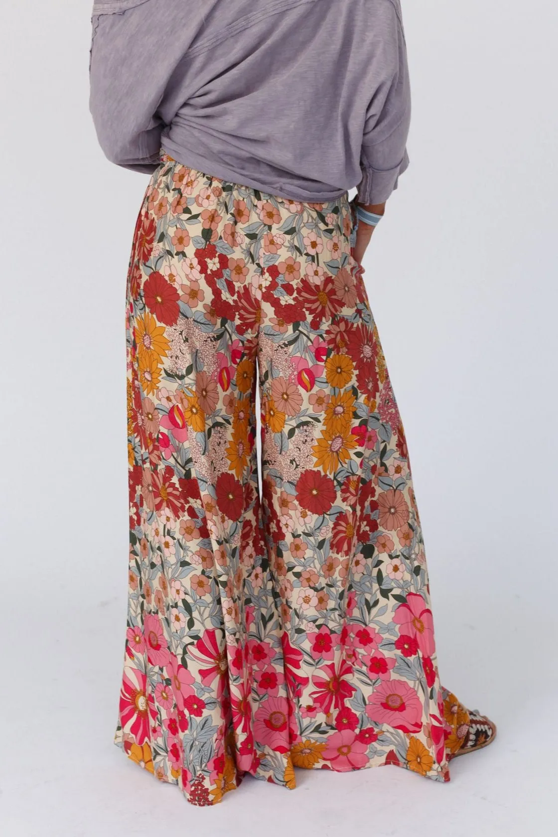 Groovy Gardens Wide Leg Pant - Pink
