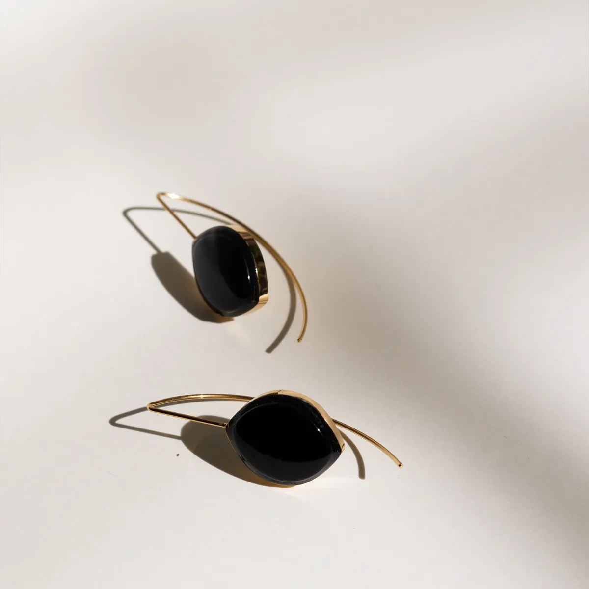 Onyx Stone Earrings (Curved)