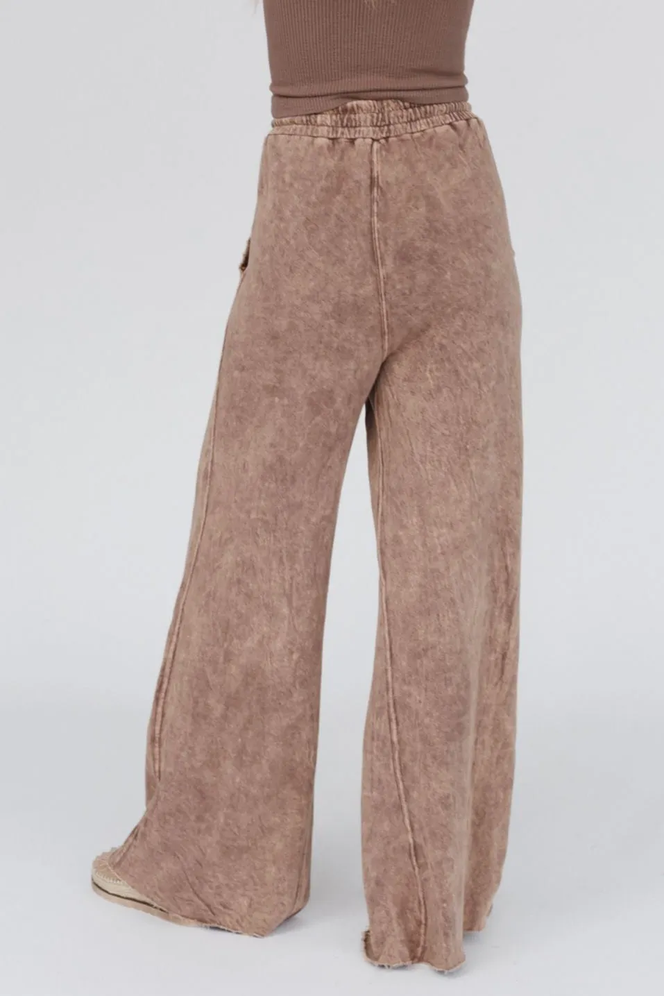 Relaxing Robin Wide Leg Pant - New Mocha