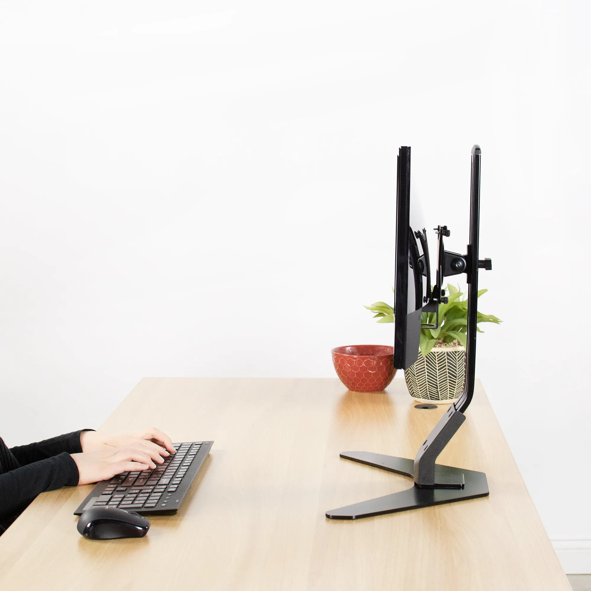 VESA Adapter for Compatible Dell Monitors