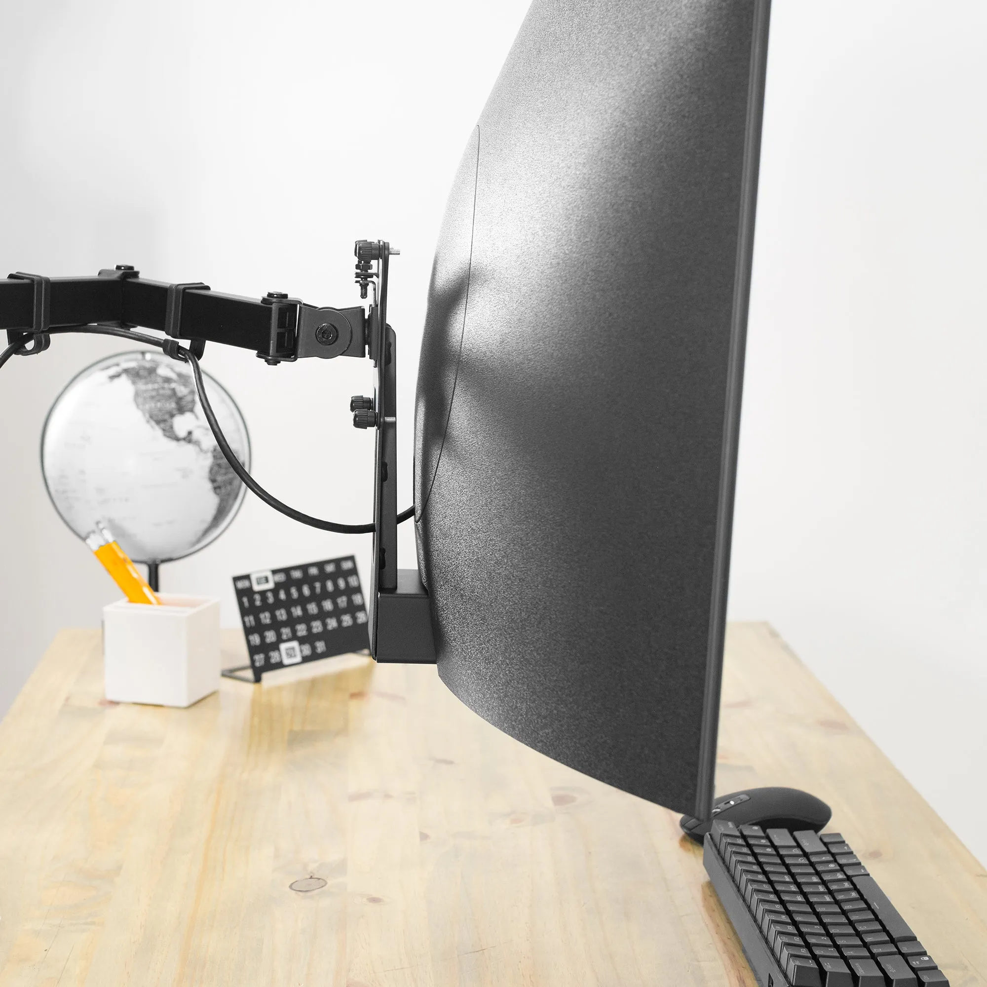 VESA Adapter for Compatible Samsung Monitors